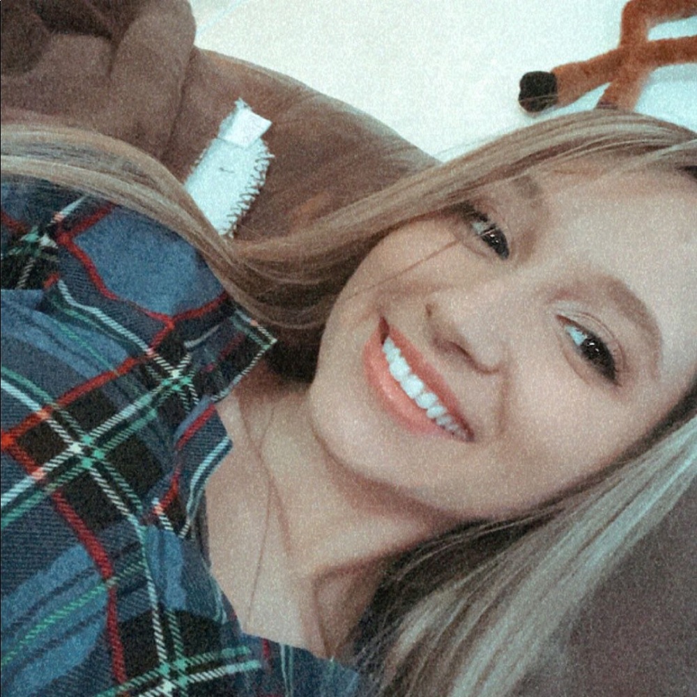 Meet your Posher, Kalie